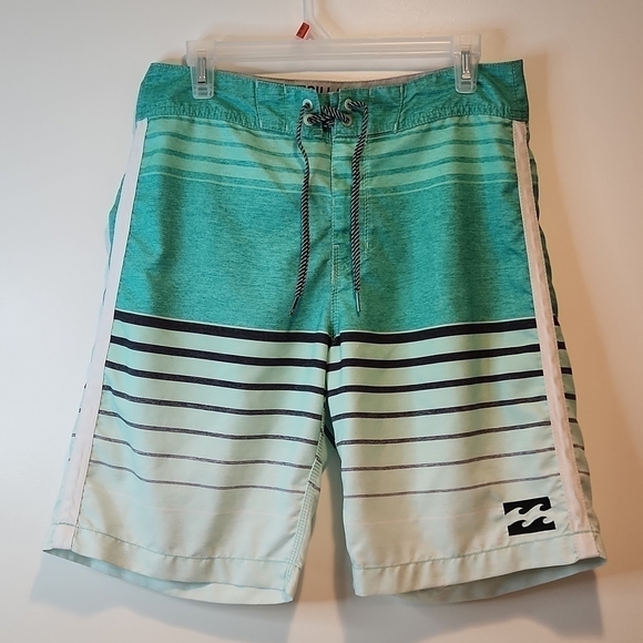 Billabong Other - Billabong Swim Trunks Swimming Shorts Men's Size Large Green/White NICE!!